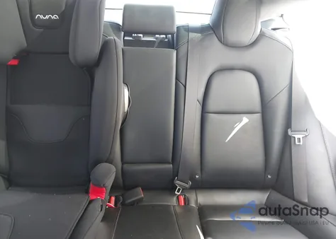 2018 Tesla Model 3 Long Range/Performance z USA, uszkodzony, nr VIN 5YJ3E1EBXJF111642